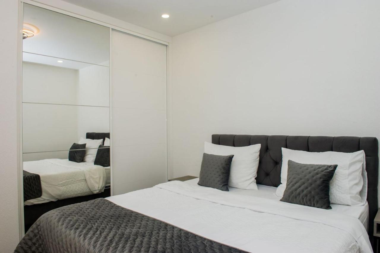 Apartment Lux Elba Kastela Exterior photo